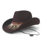Chapeau de western Dakota décoré de plumes